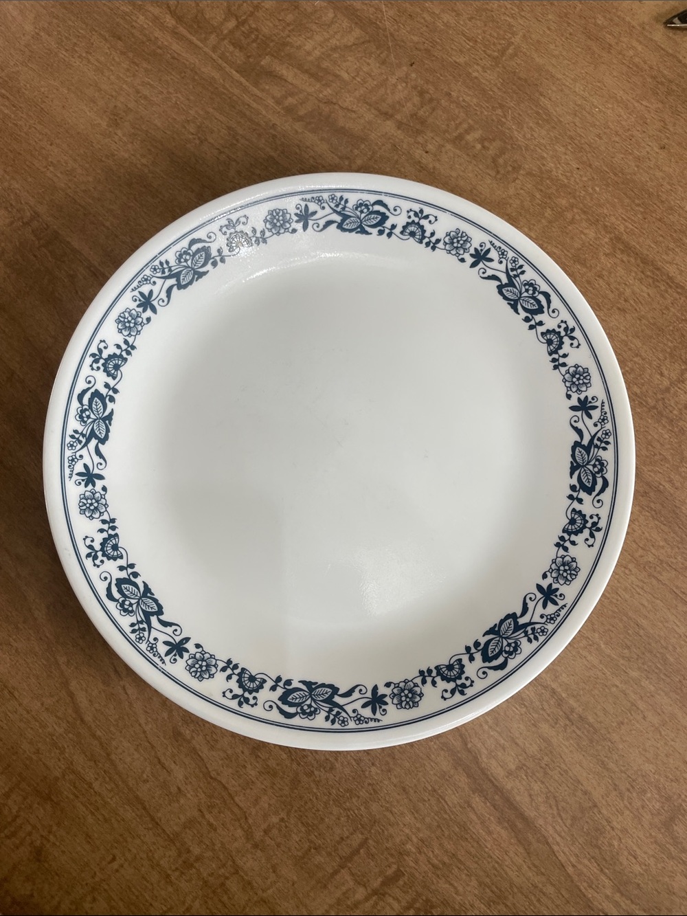 Corelle Livingware By Corning VINTAGE Old Town Blue Dinner Plates. Set Of 4.